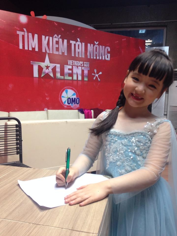 Ngam ve dang yeu cua A quan Vietnams Got Talent Bich Ngoc-Hinh-2
